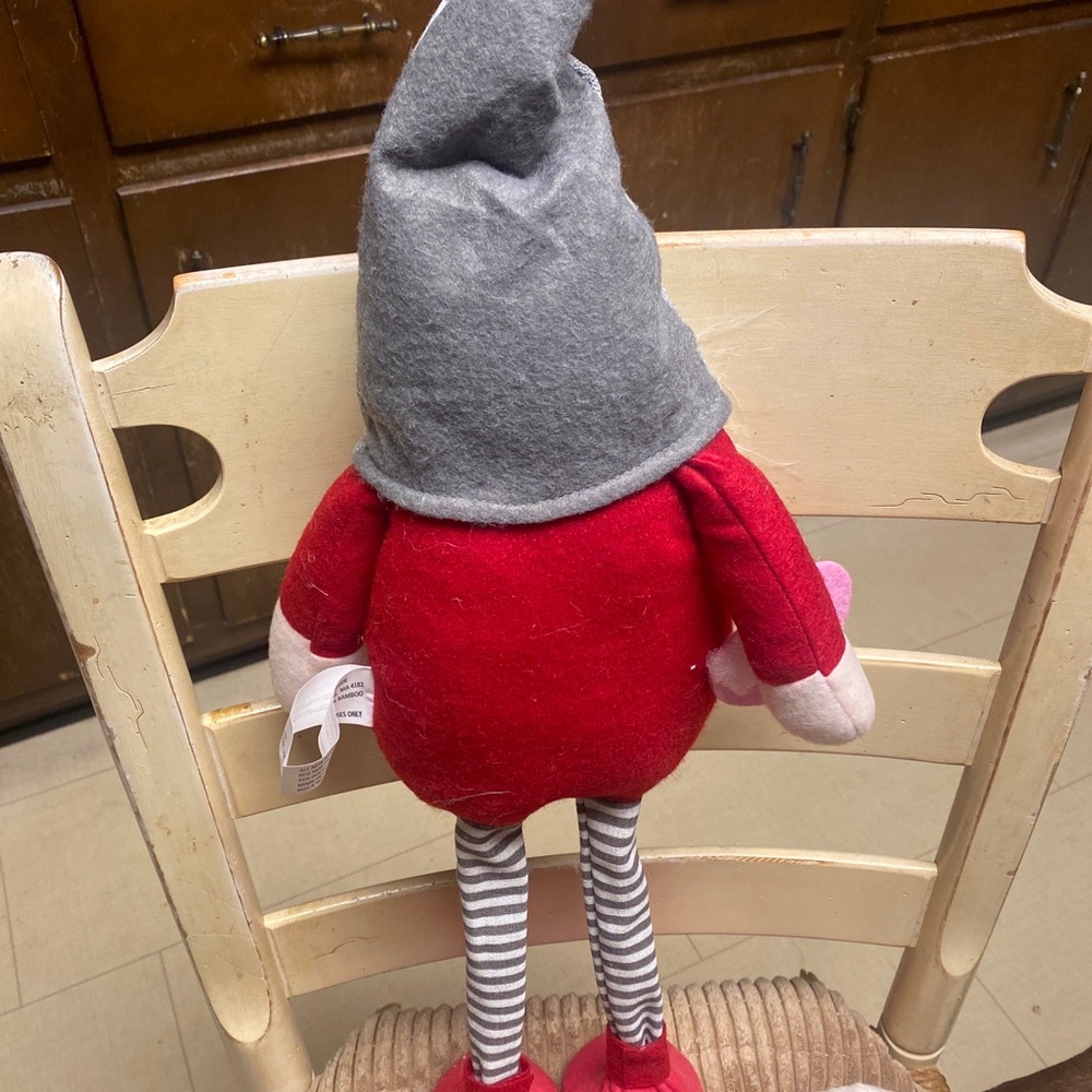 24” freestanding Valentines Day Gnome